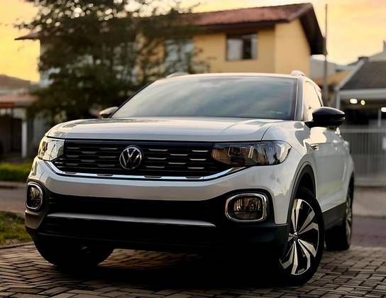 VOLKSWAGEN T-CROSS 1.4 250 TSI TOTAL FLEX HIGHLINE AUTOMÁTICO VOLKSWAGEN T-CROSS 1.4 250 TSI TOTAL FLEX HIGHLINE AUTOMÁTICO